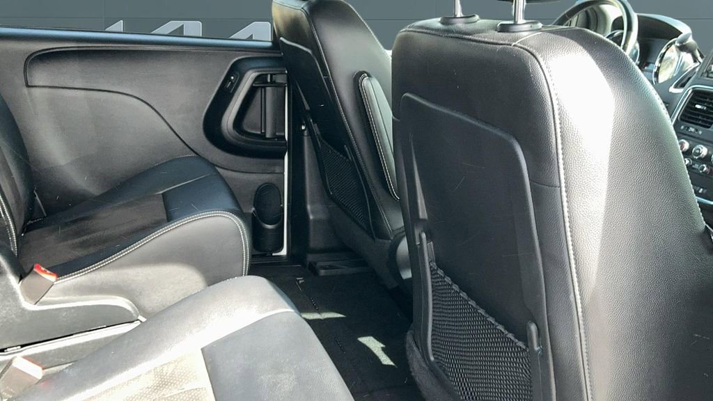 Used 2020 Dodge Grand Caravan SXT w/ Driver Convenience Group FWD image 20