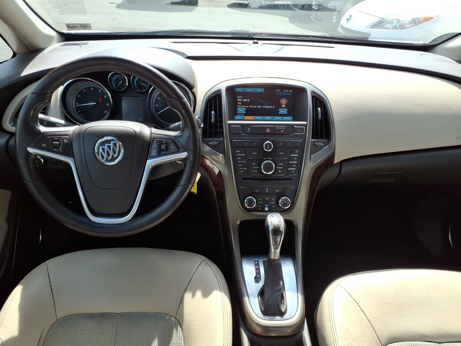 Used 2013 Buick Verano FWD image 6