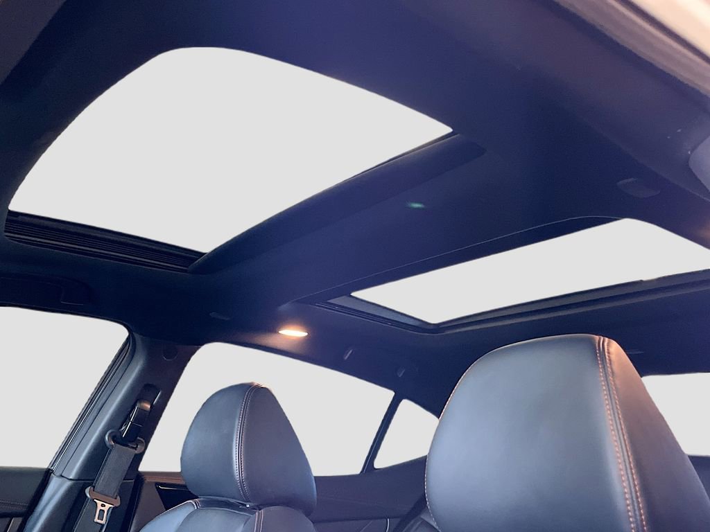 Used 2023 Nissan Maxima SR w/ Sport Mat Group image 23