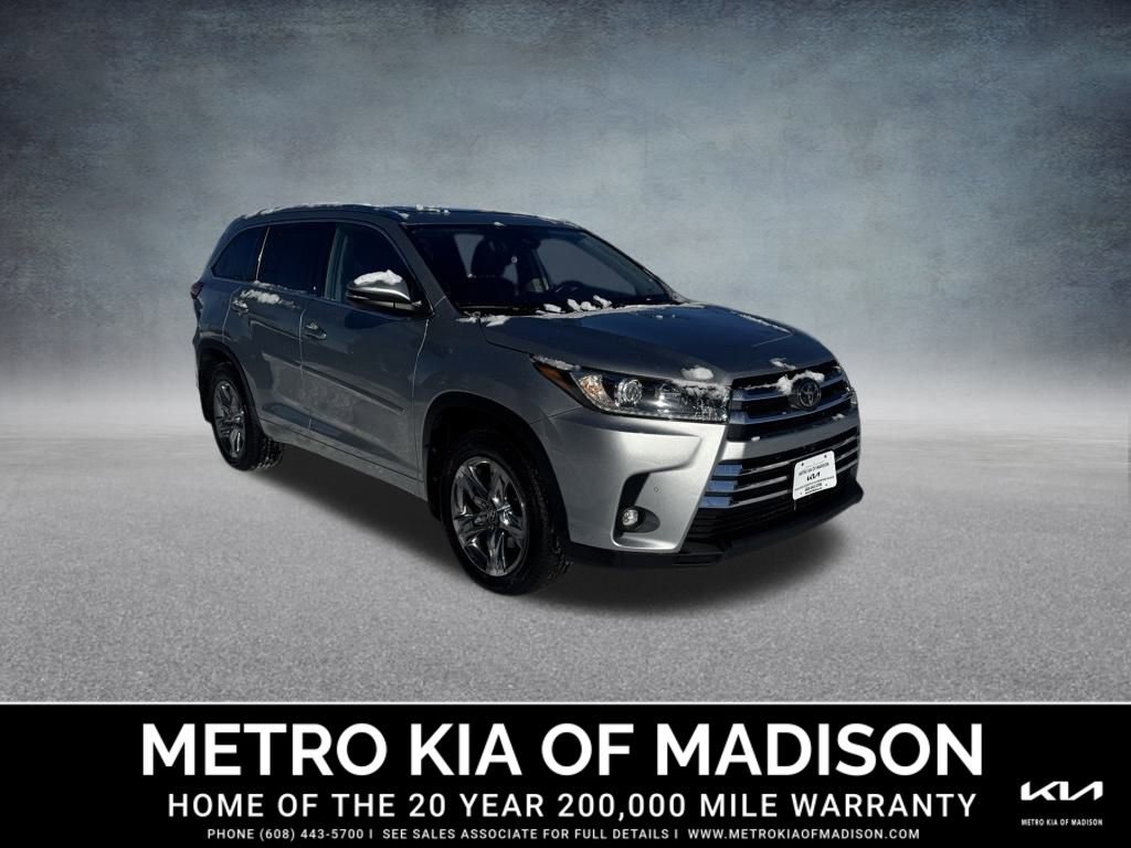 Used 2019 Toyota Highlander Limited Platinum image 7