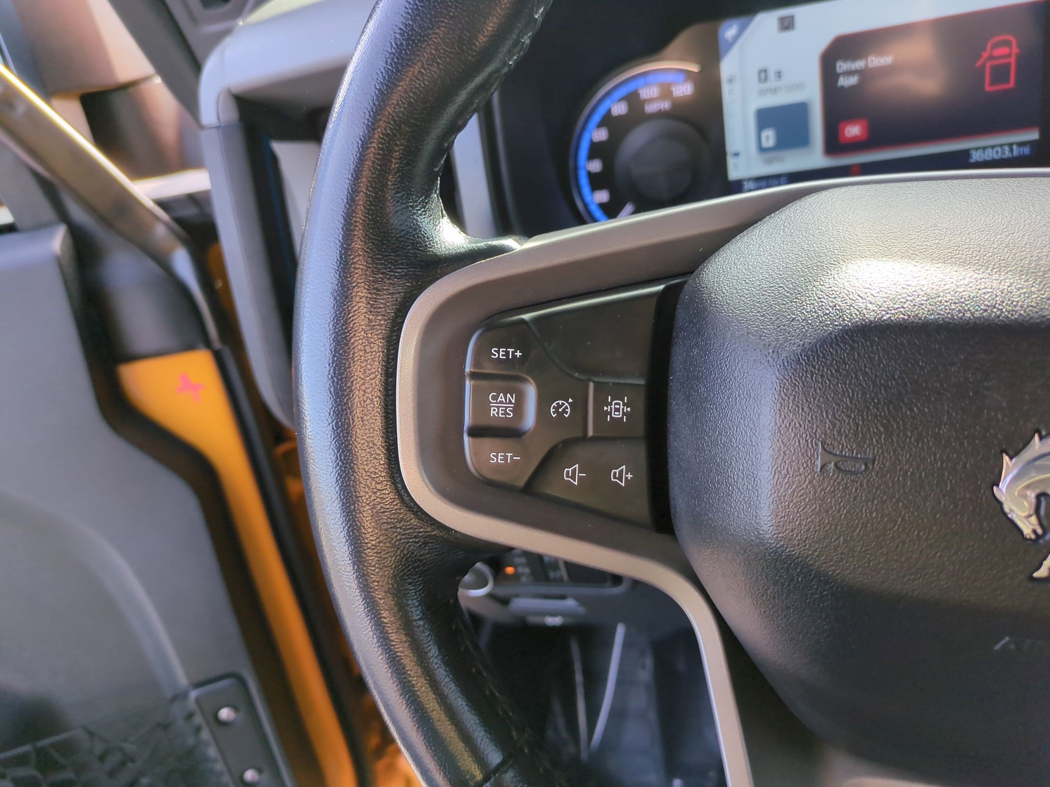 Used 2022 Ford Bronco Black Diamond image 16