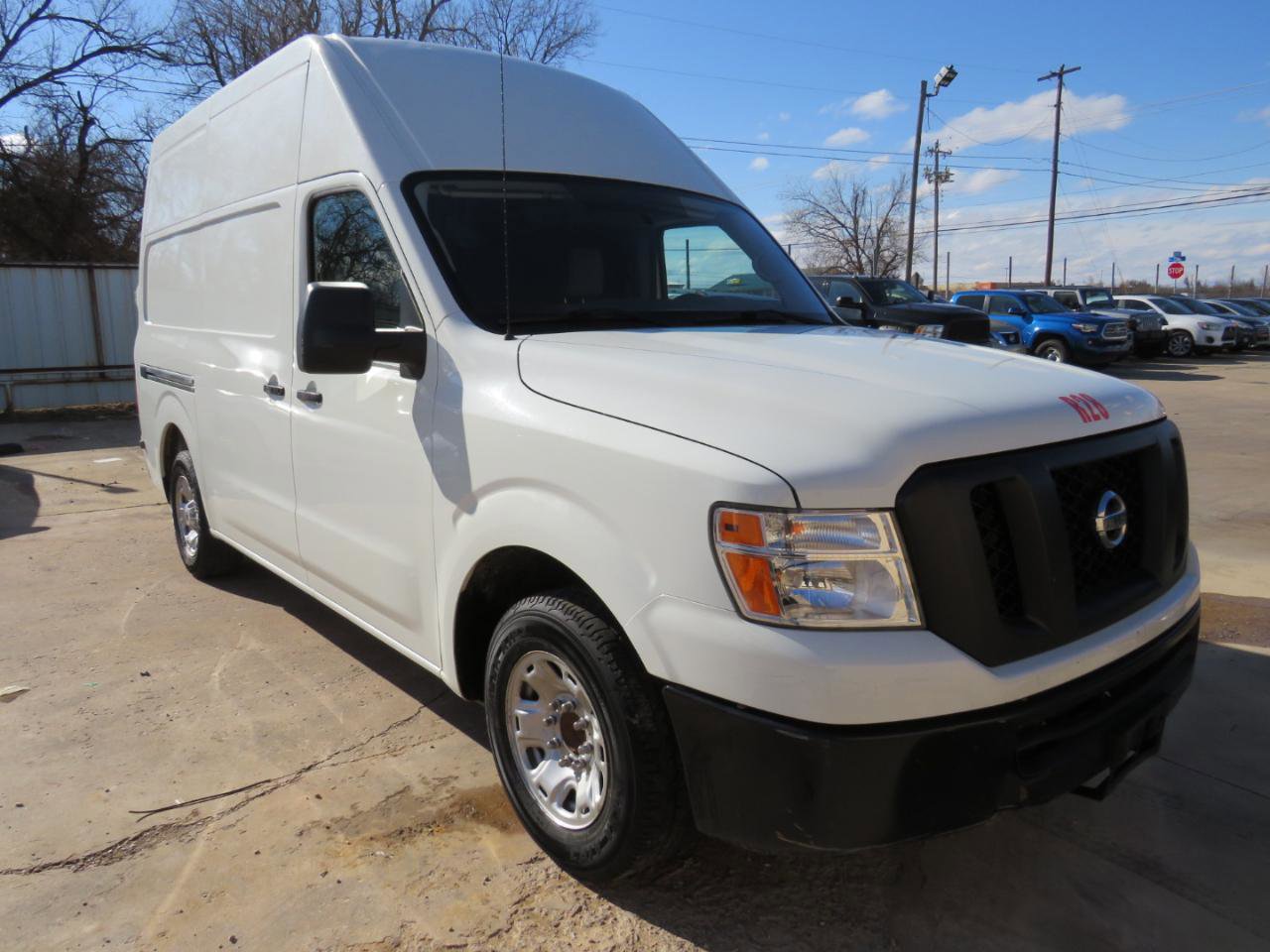 Used 2020 Nissan NV 2500 SV image 3