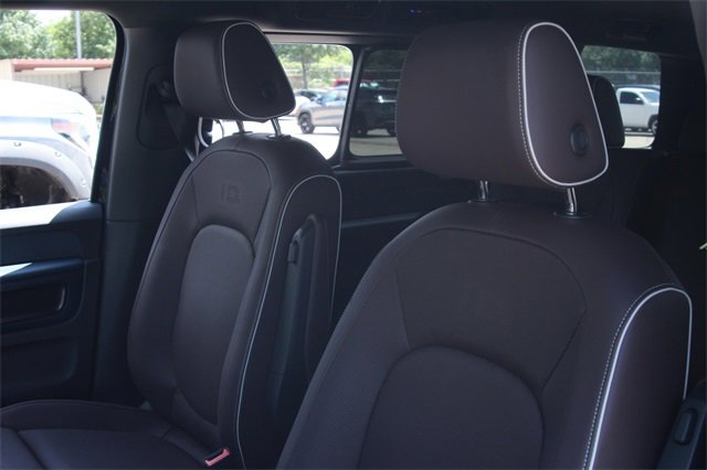 New 2025 Volkswagen ID. Buzz Pro S image 11