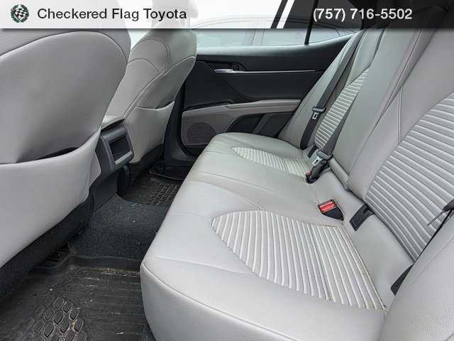 Used 2023 Toyota Camry SE w/ Cold Weather Package image 21