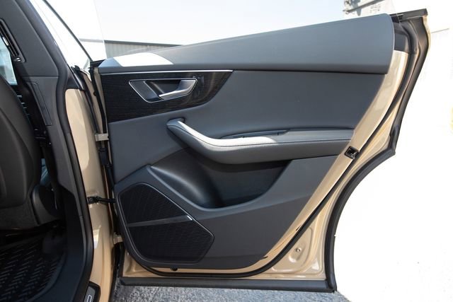 New 2025 Audi Q8 Premium Plus image 32