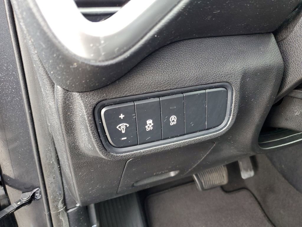 Used 2024 Kia Soul LX w/ Option Group 015 image 11