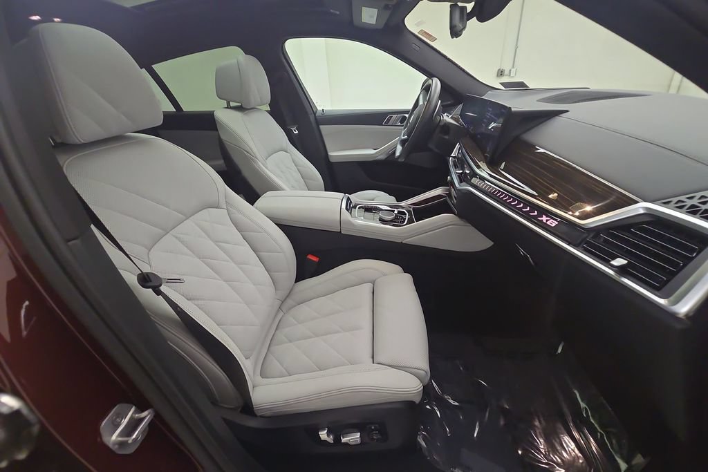 Certified 2026 BMW X6 xDrive40i AWD/4WD image 29