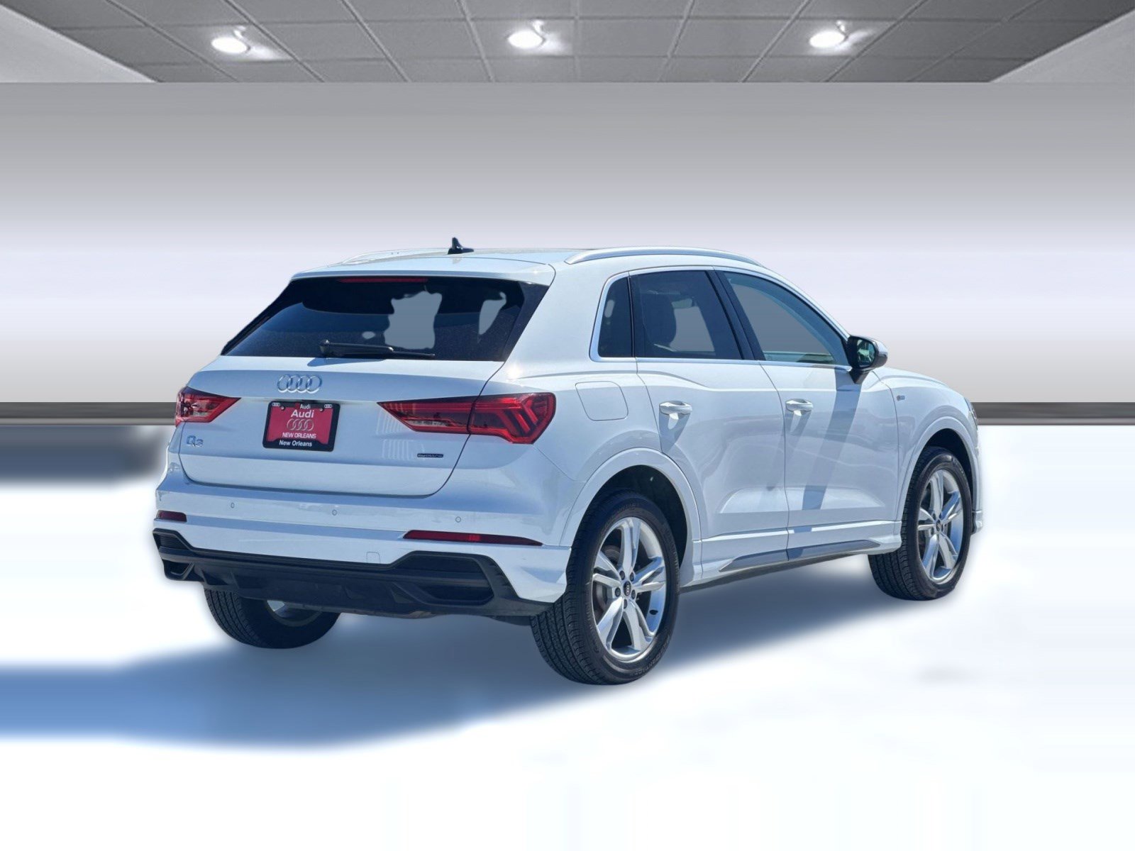 Used 2023 Audi Q3 2.0T Premium w/ Convenience Package AWD/4WD image 9