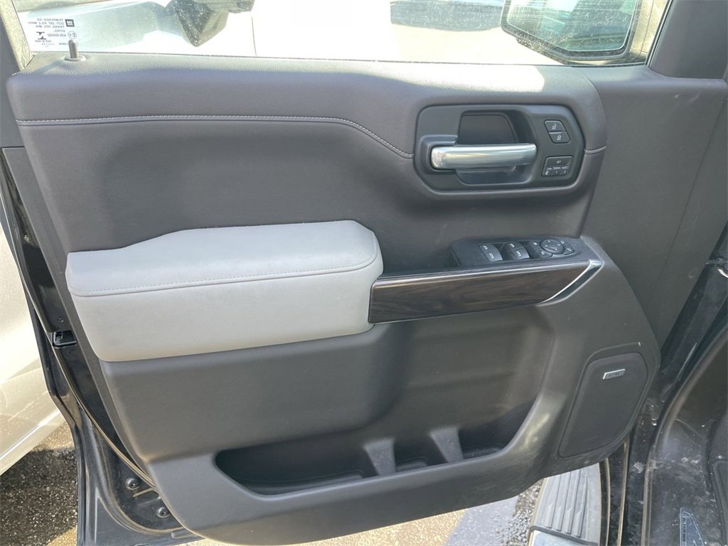 Used 2019 GMC Sierra 1500 SLT w/ SLT Premium Plus Package image 4