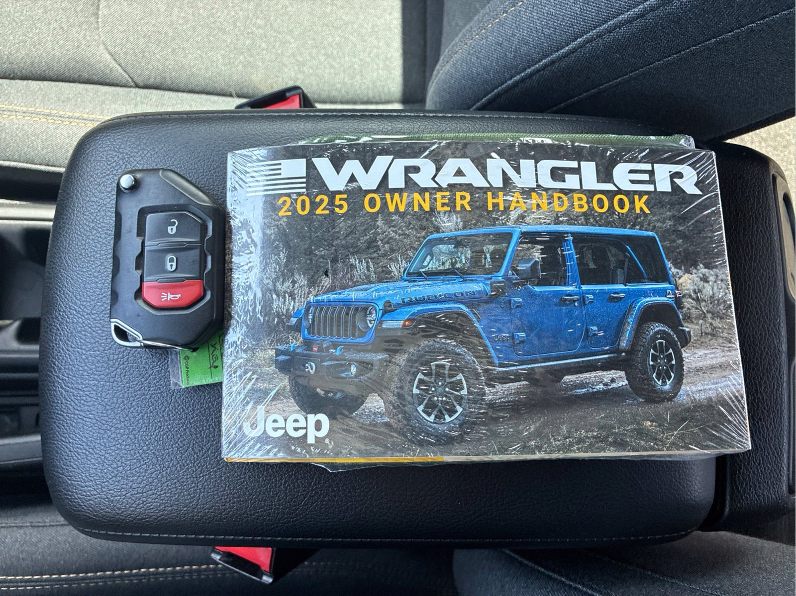 Certified 2025 Jeep Wrangler Sport AWD/4WD image 26
