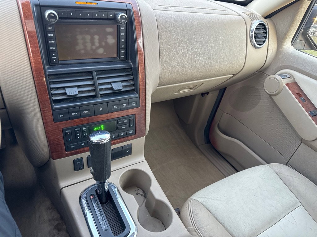 Used 2010 Ford Explorer Eddie Bauer AWD/4WD image 16