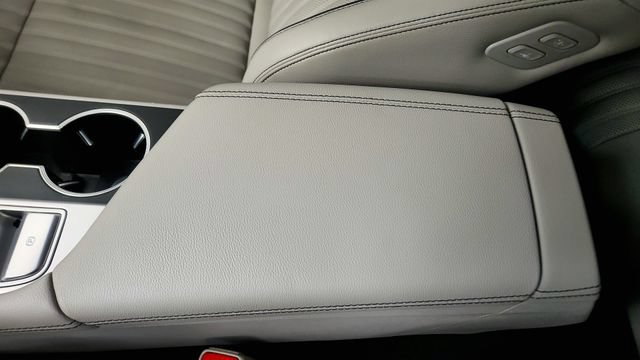 Used 2019 Genesis G70 3.3T Advanced RWD image 67