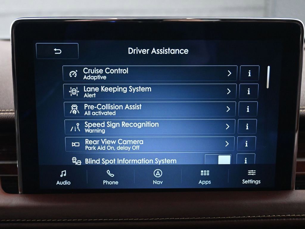 Used 2020 Lincoln Aviator Black Label w/ Dynamic Handling Package image 35