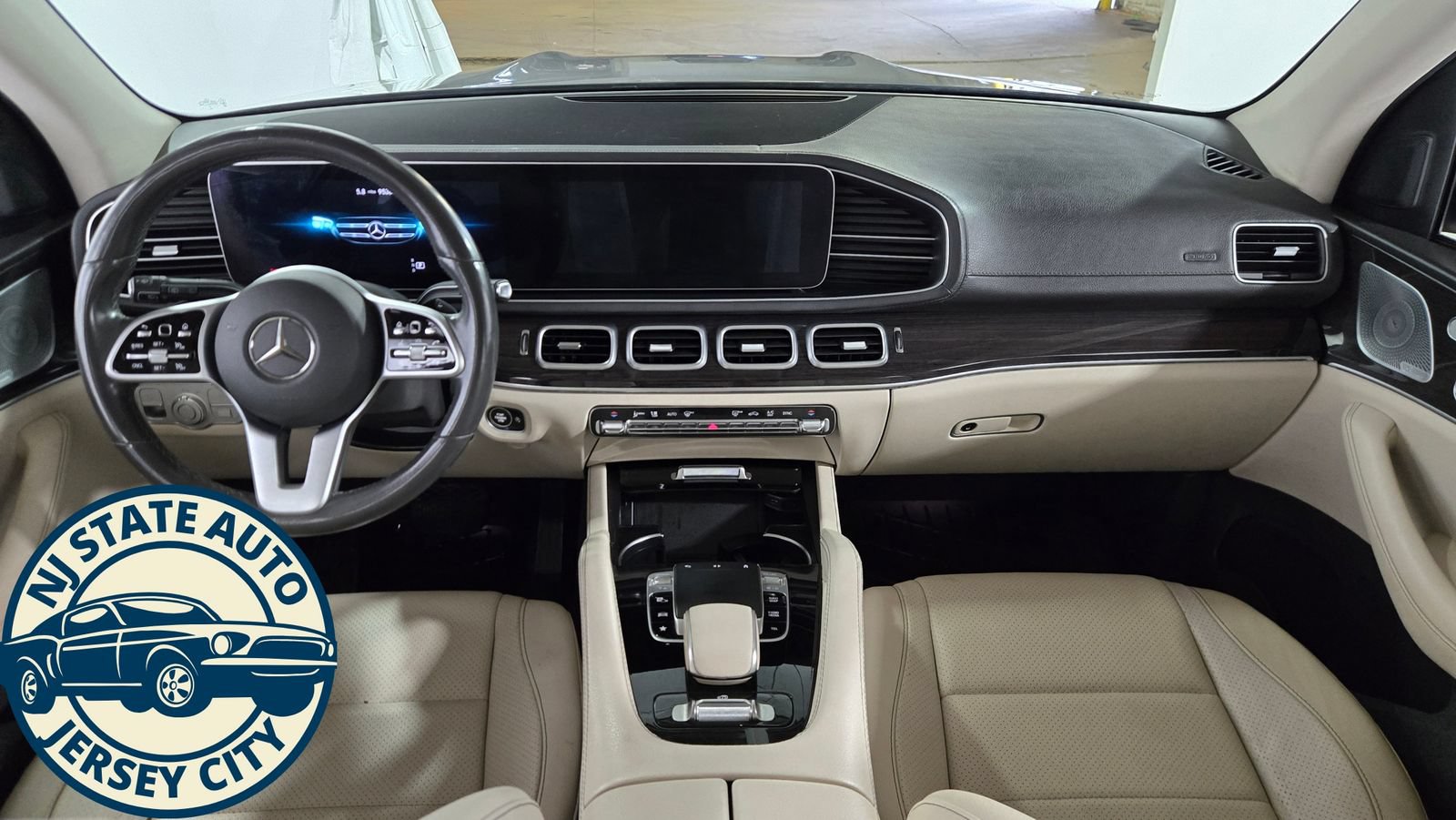 Used 2020 Mercedes-Benz GLS 450 4MATIC image 29