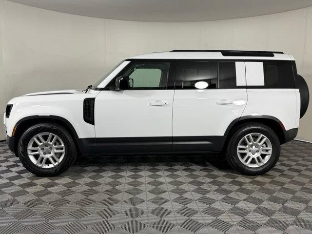 Used 2025 Land Rover Defender 110 S AWD/4WD image 3