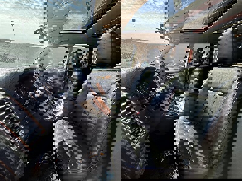 Used 2010 Lincoln MKX 2WD image 24