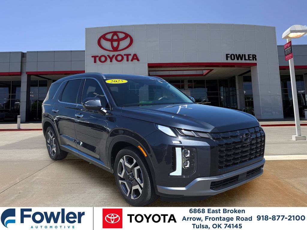 Used 2025 Hyundai Palisade Limited AWD/4WD image 7