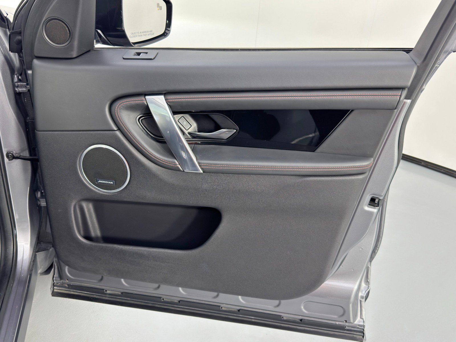 Used 2021 Land Rover Discovery Sport SE R-Dynamic image 45