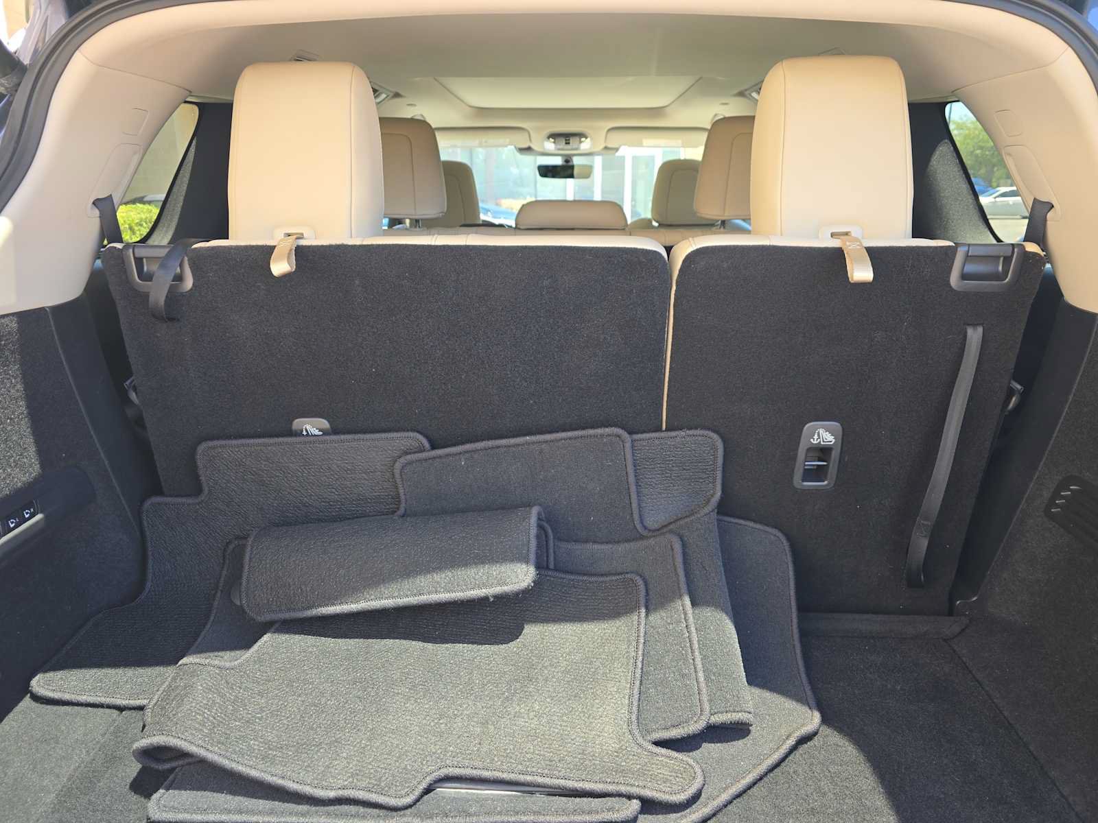 Certified 2025 INFINITI QX60 Sensory AWD/4WD image 9