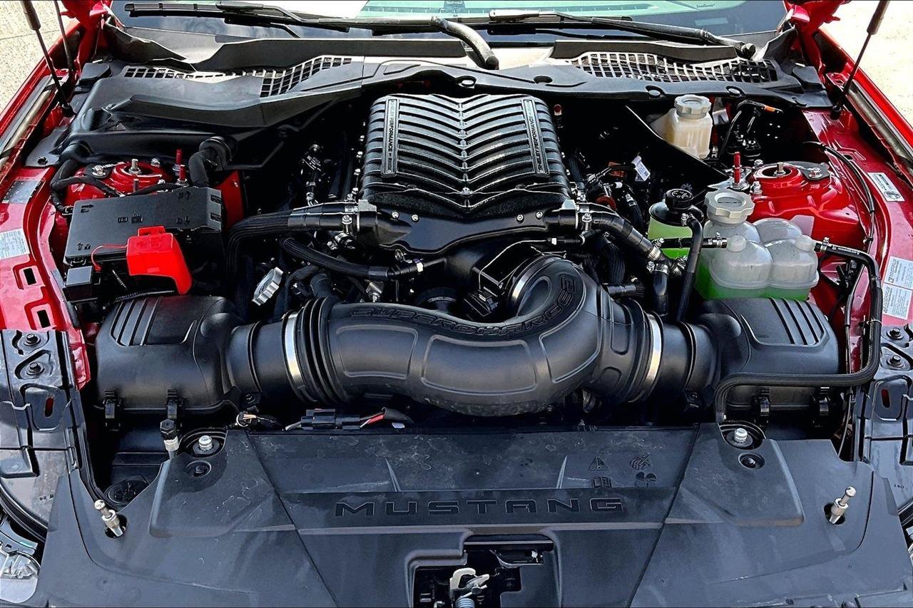 Used 2024 Ford Mustang GT Premium w/ GT Performance Package RWD image 30