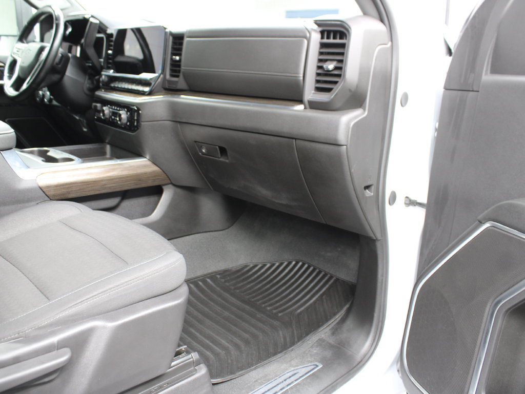 Used 2025 Chevrolet Silverado 2500 LT w/ Trail Boss Package AWD/4WD image 41