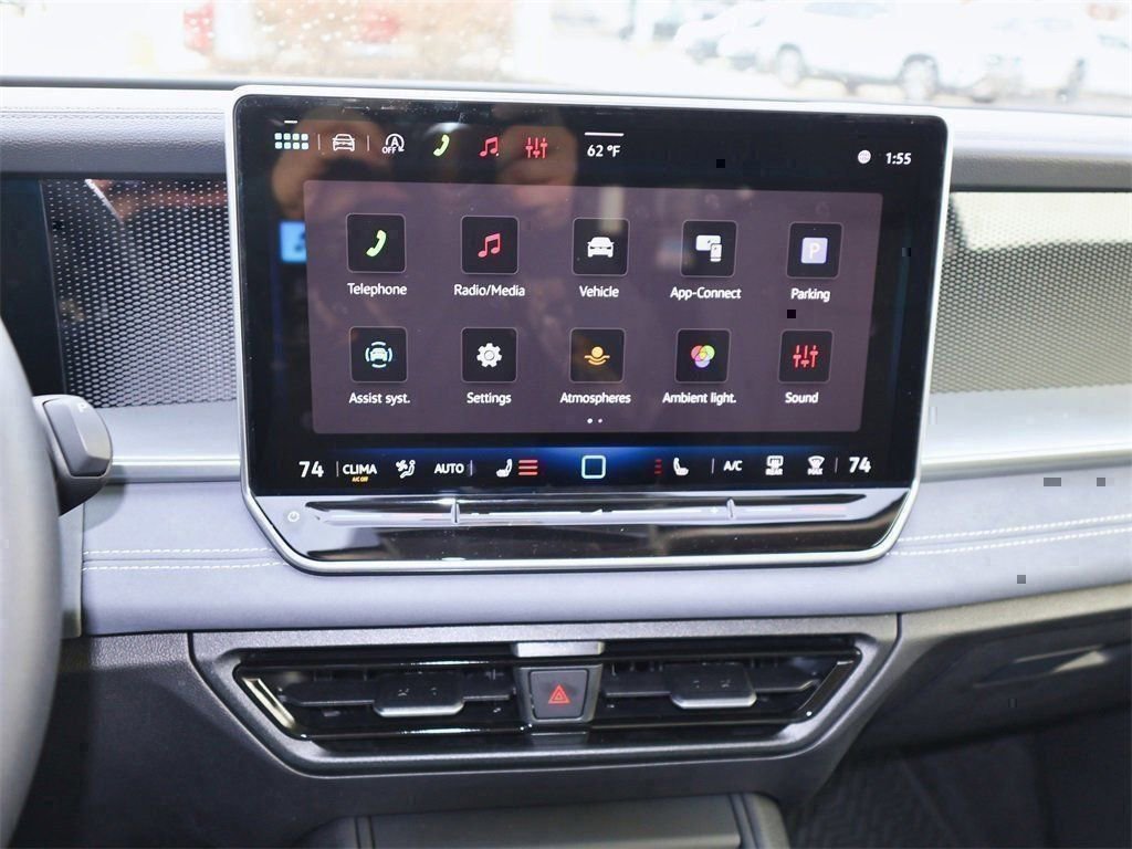 New 2026 Volkswagen Tiguan SE image 19