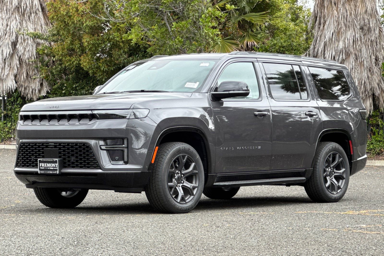 New 2026 Jeep Grand Wagoneer Limited AWD/4WD image 7