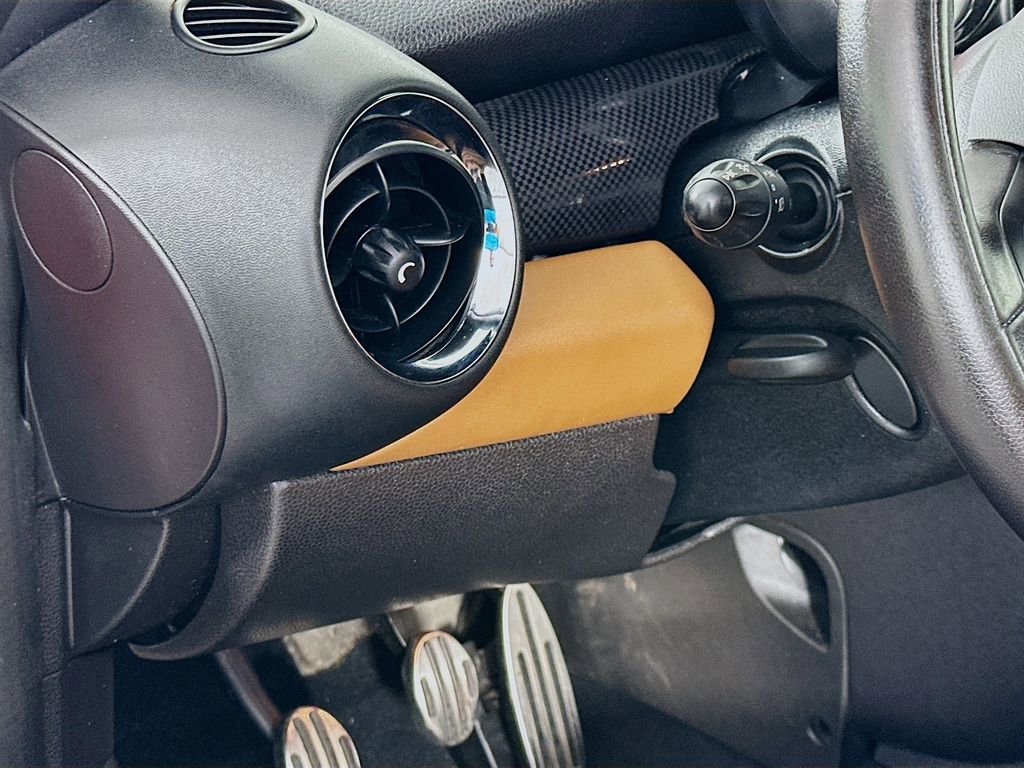 Used 2013 MINI Cooper S image 10
