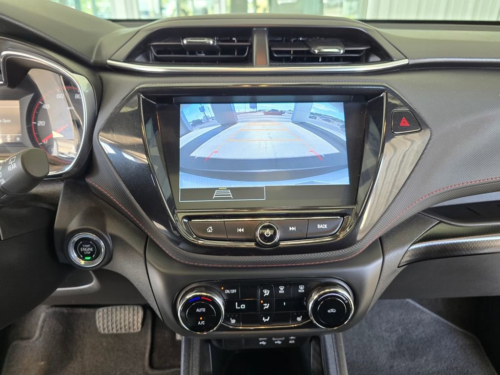 Used 2023 Chevrolet TrailBlazer RS w/ Sun and Liftgate Package image 27