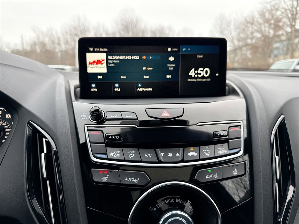 Used 2025 Acura RDX SH-AWD image 17