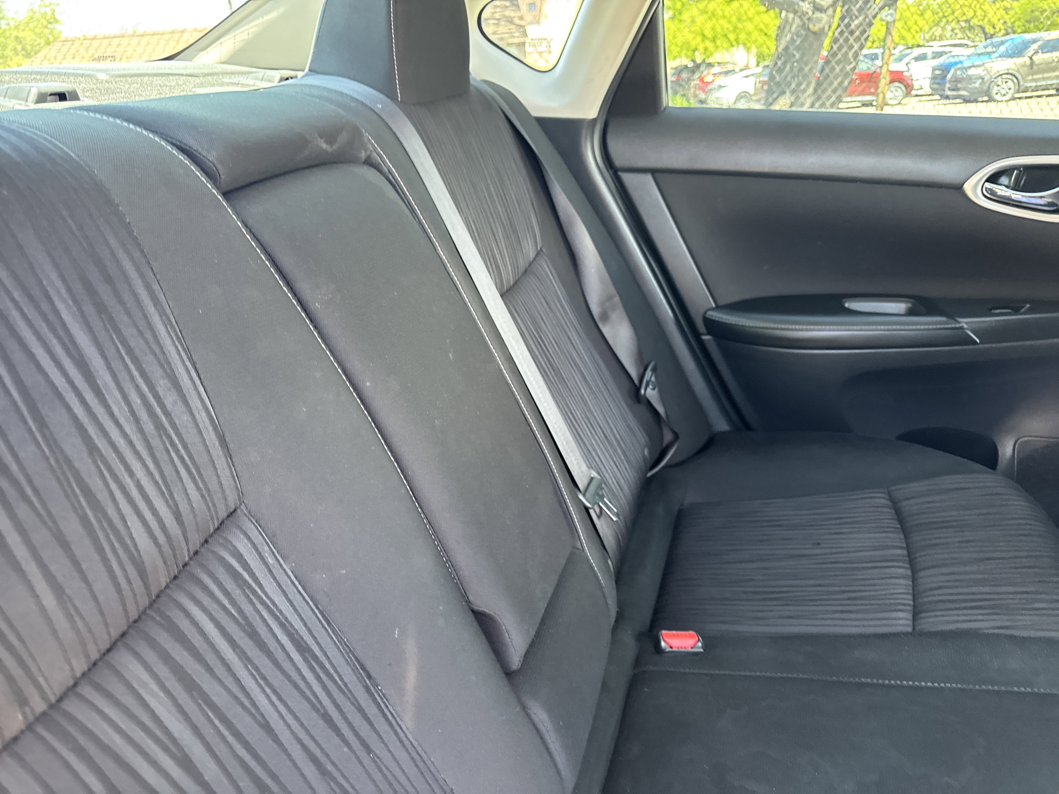 Used 2019 Nissan Sentra SV FWD image 10