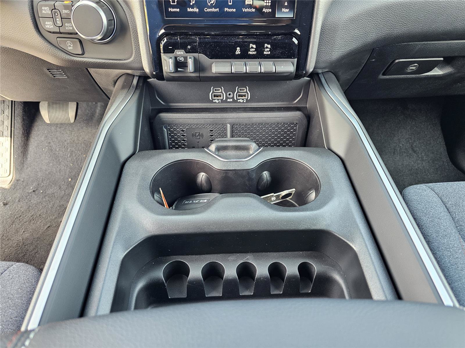 New 2026 RAM 1500 Big Horn AWD/4WD image 28