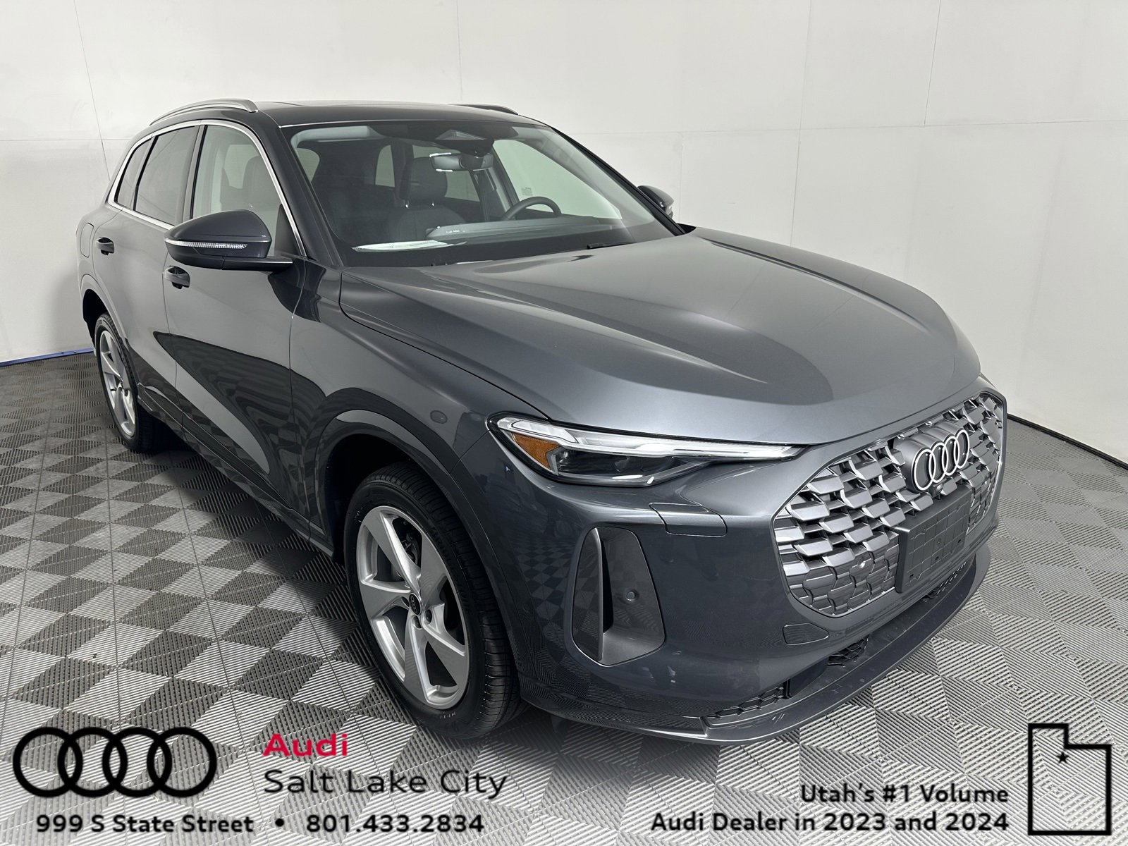 Used 2025 Audi Q5 Premium Plus w/ Premium Plus