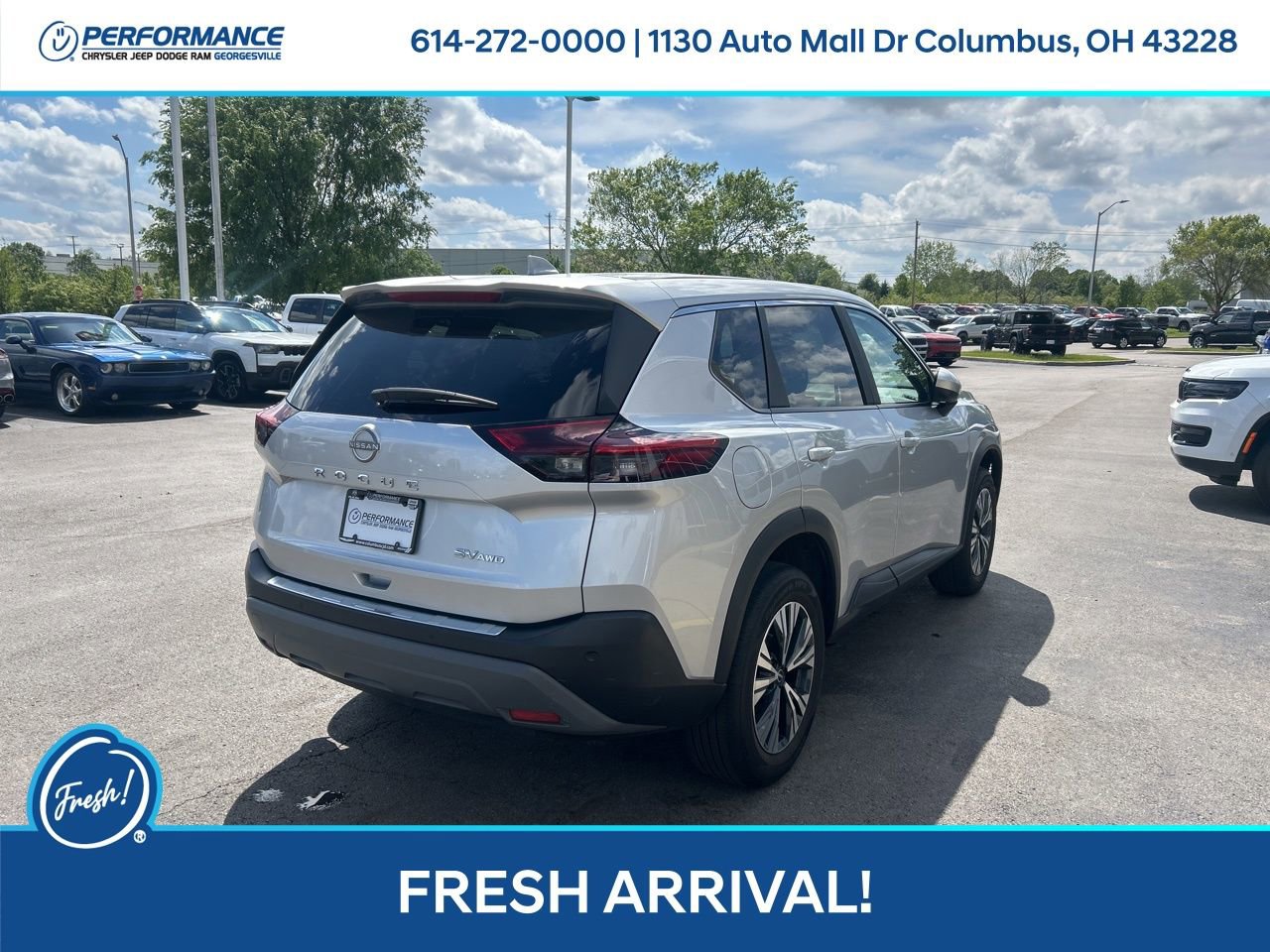 Used 2023 Nissan Rogue SV AWD/4WD image 4