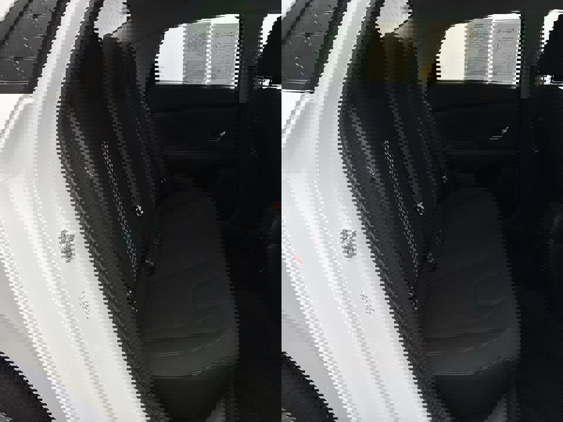 Used 2024 Hyundai Elantra SEL image 18