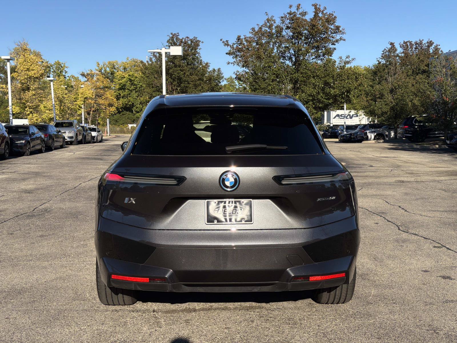 Certified 2024 BMW iX xDrive50 w/ Sport Package AWD/4WD image 6
