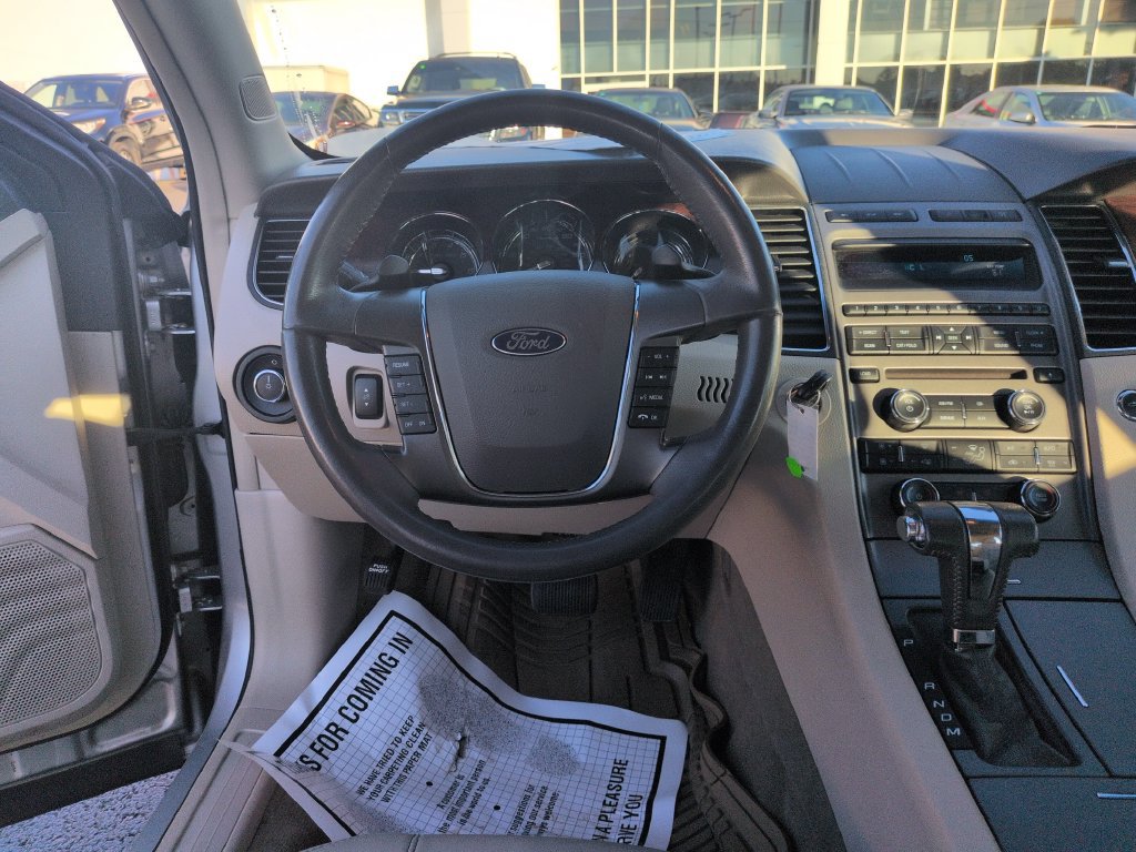 Used 2012 Ford Taurus SEL FWD image 13