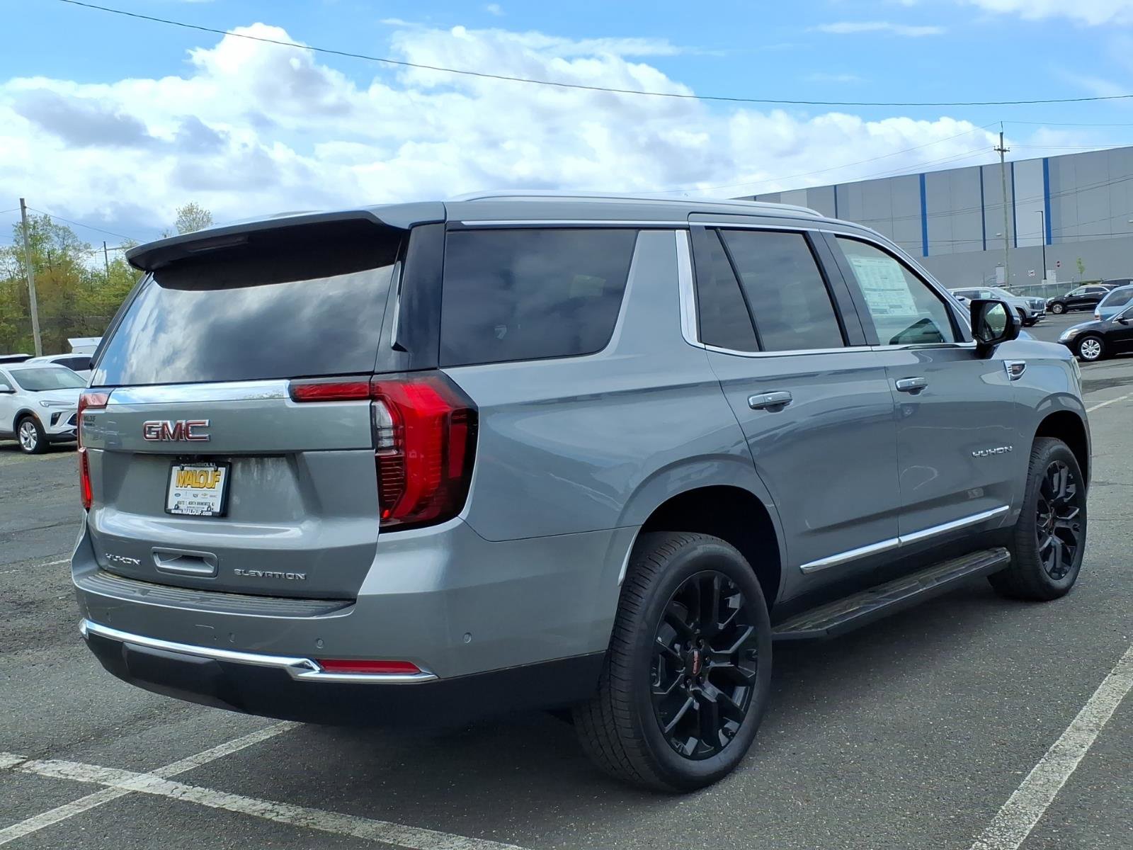 New 2026 GMC Yukon Elevation w/ Elevation Premium Package AWD/4WD image 6