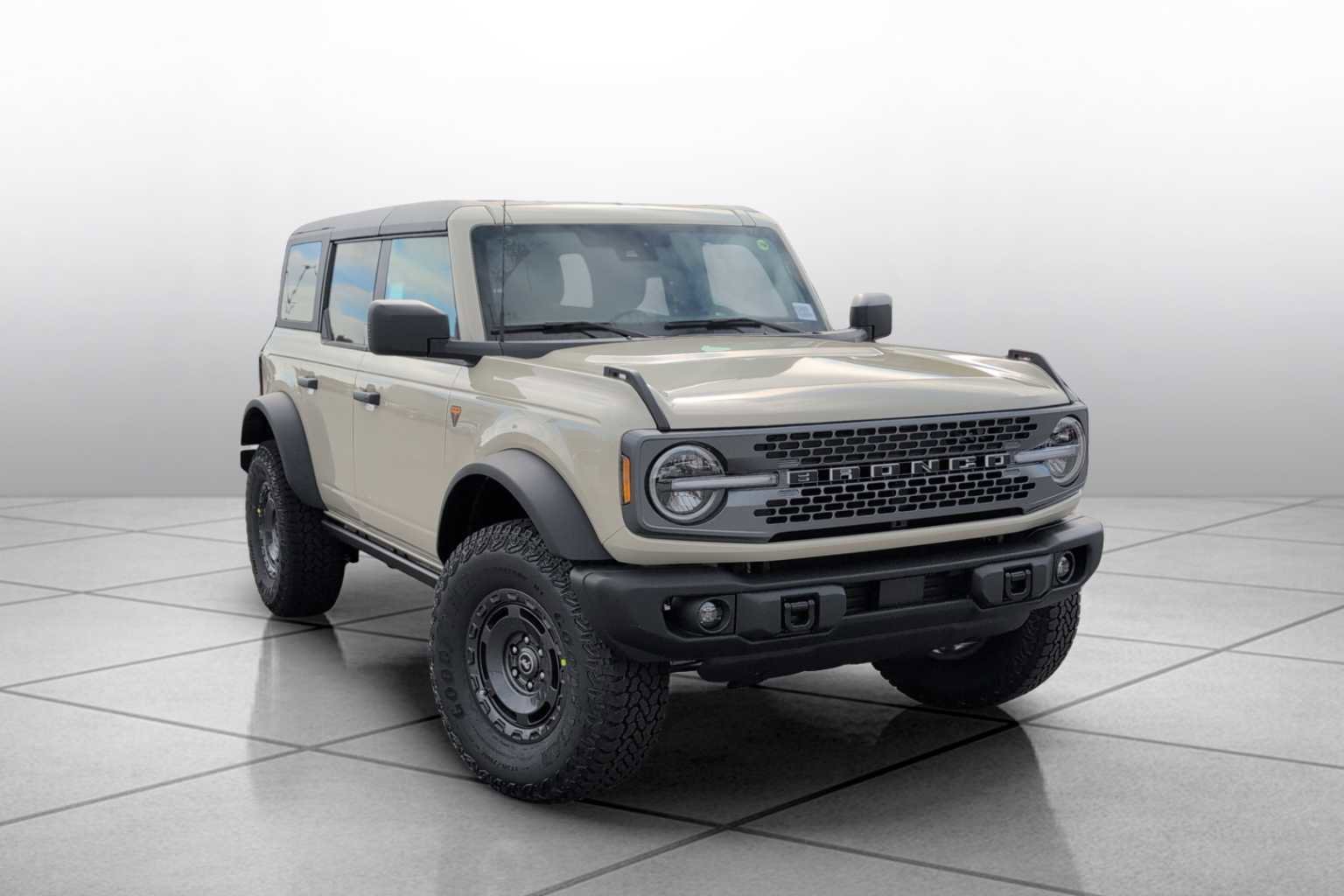 New 2025 Ford Bronco Badlands w/ Sasquatch Package image 2