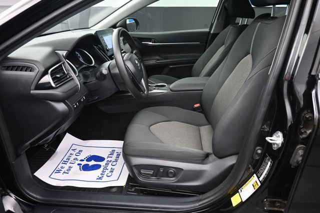 Used 2023 Toyota Camry LE FWD image 11
