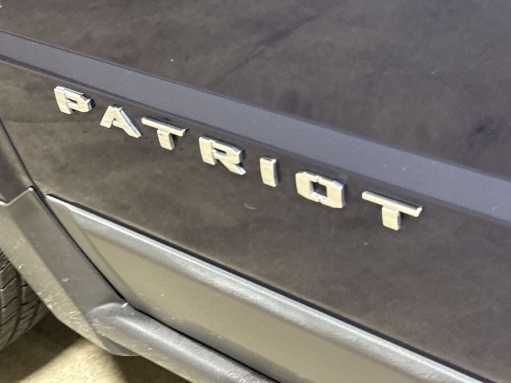 Used 2016 Jeep Patriot High Altitude AWD/4WD image 25
