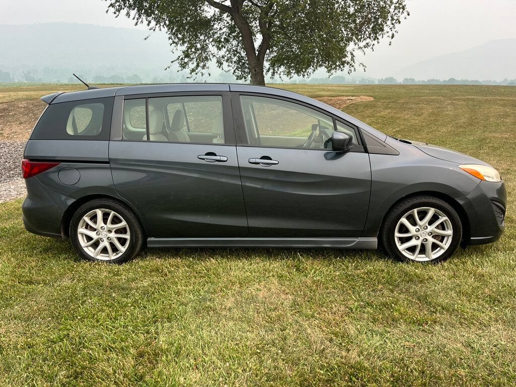 Used 2012 MAZDA MAZDA5 Touring w/ Moonroof & Audio Pkg FWD image 1