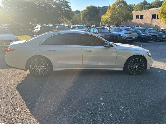 Used 2022 Mercedes-Benz S 500 4MATIC image 4