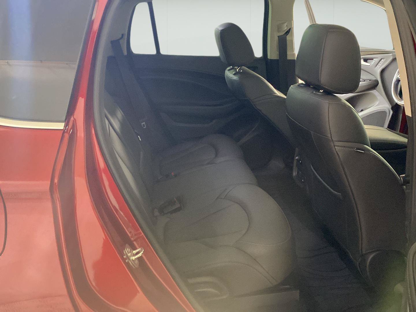 Used 2019 Buick Envision Essence AWD/4WD image 25