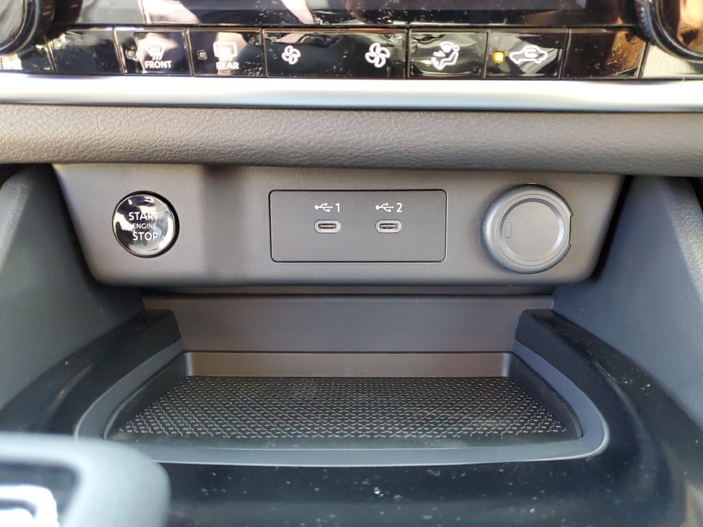 New 2026 Nissan Rogue SV AWD/4WD image 31