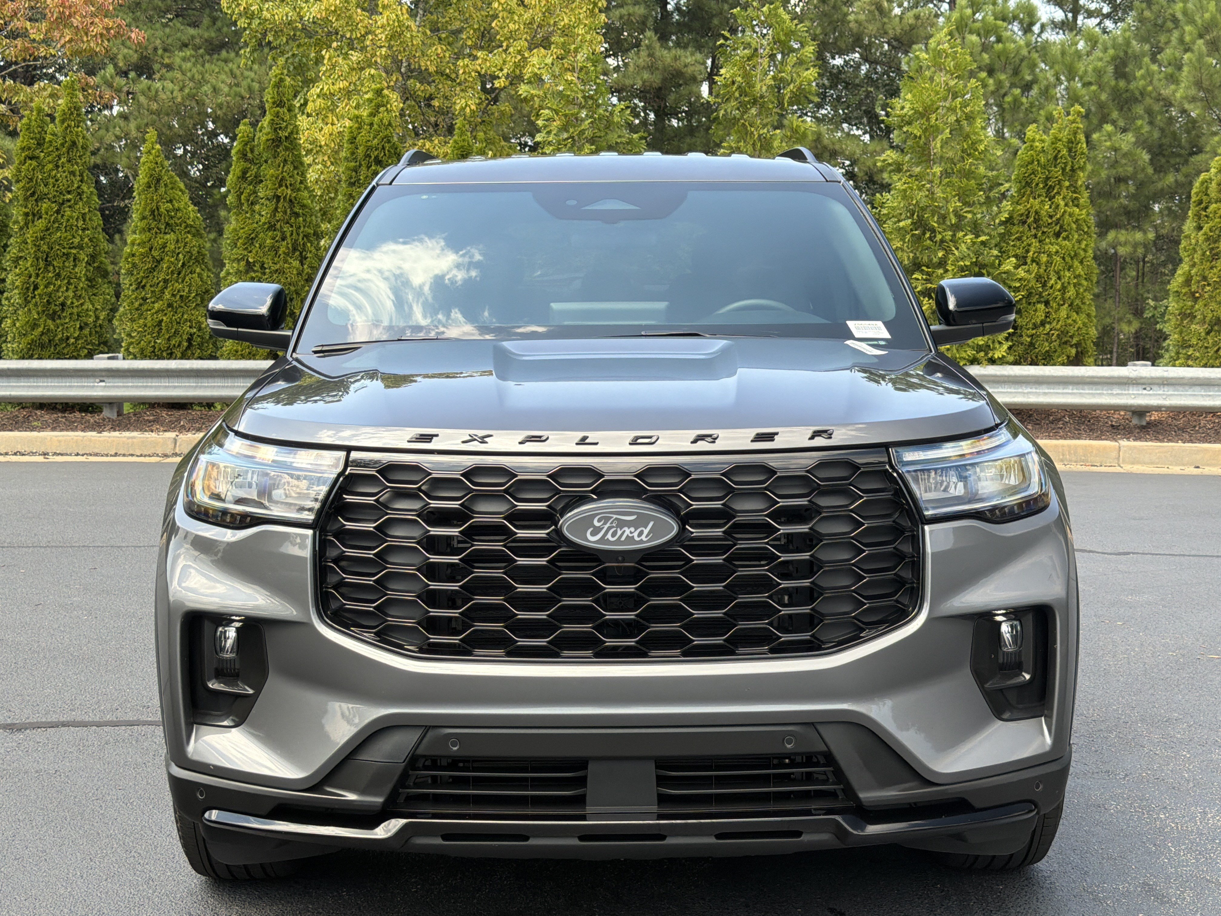 Used 2025 Ford Explorer ST-Line RWD image 11