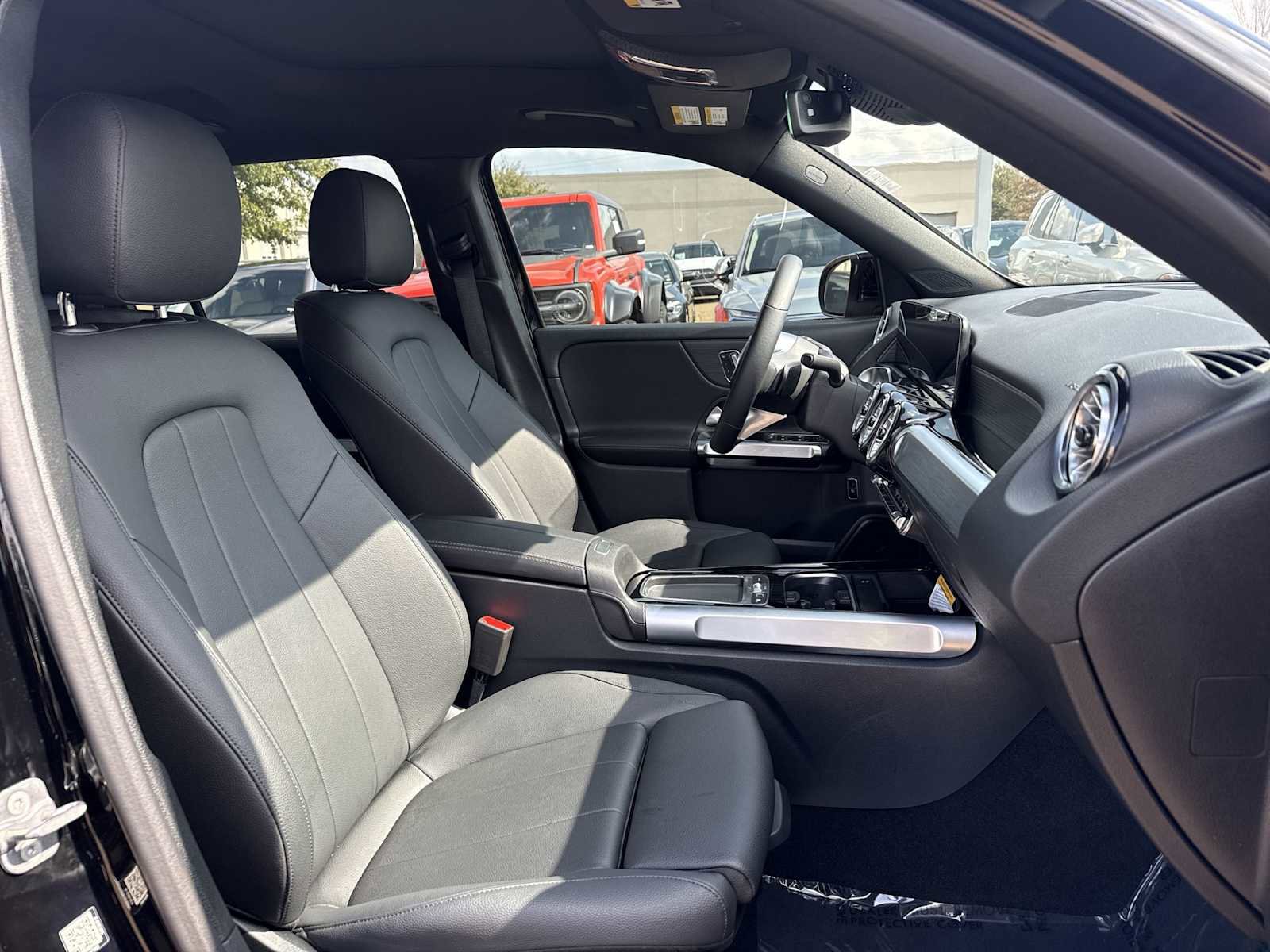 Used 2026 Mercedes-Benz GLB 250 4MATIC image 20