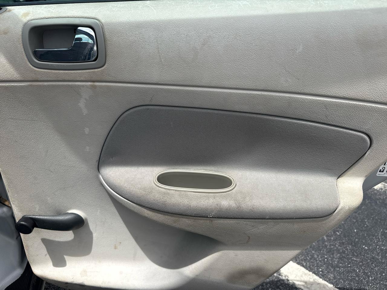Used 2005 Chevrolet Cobalt Sedan FWD image 19