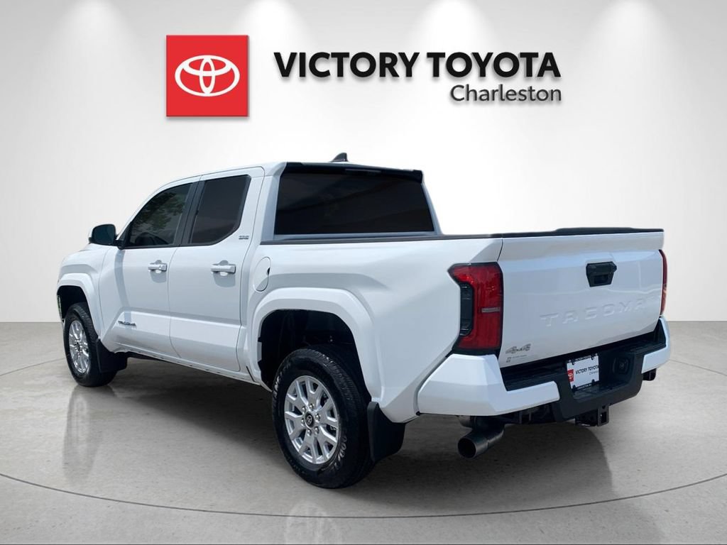 New 2026 Toyota Tacoma SR5 AWD/4WD image 3