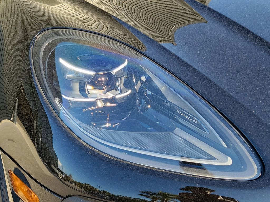 New 2026 Porsche Macan GTS image 15